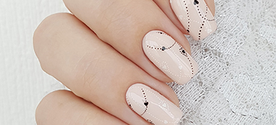 Nude manicure with design