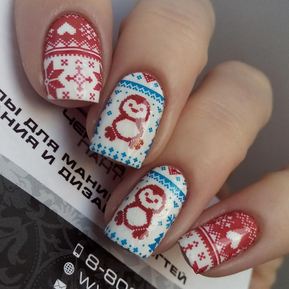 Decal sticker Penguins and snowflakes
