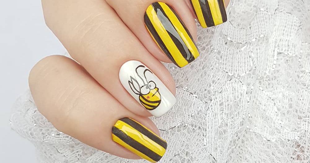 Manicure with funny bees