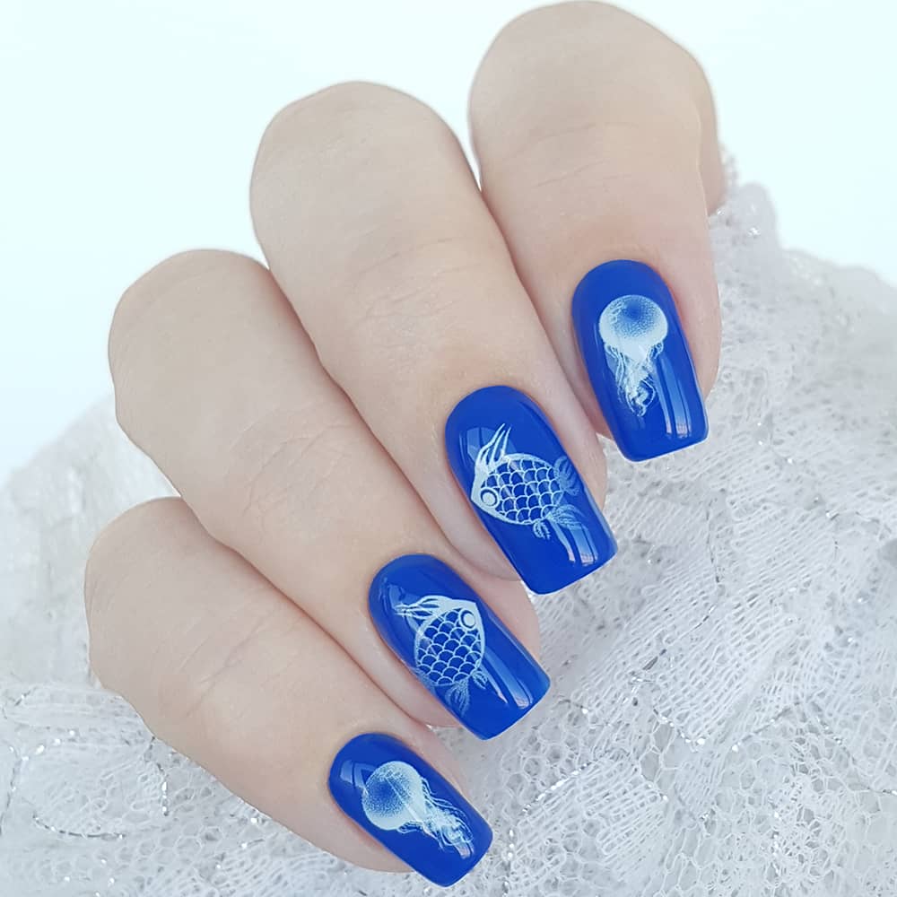 Marine manicure