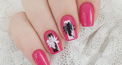 Manicure with palm trees