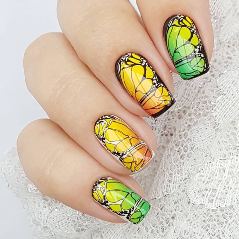 Manicure with butterfly wings